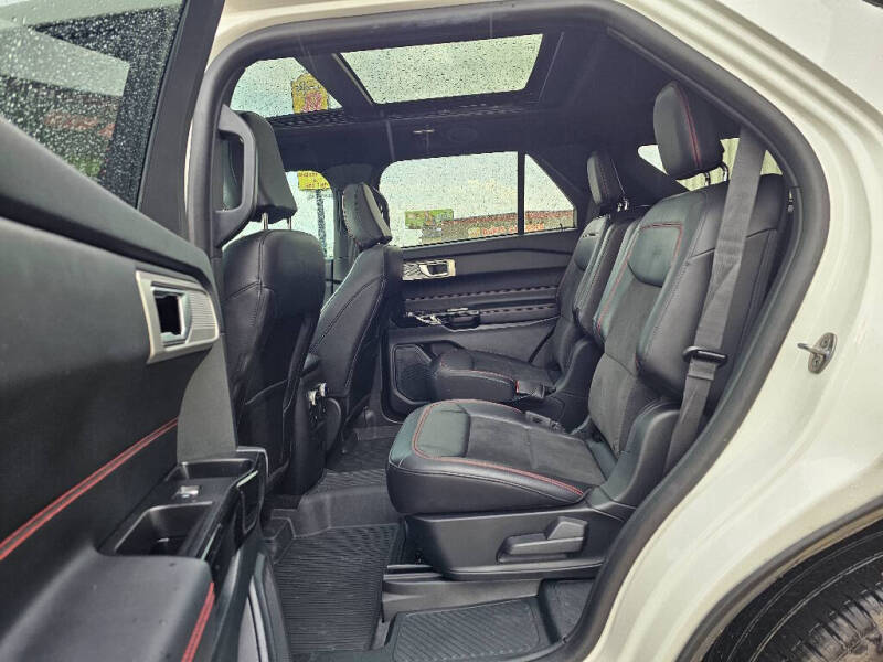 2023 Ford Explorer ST-Line