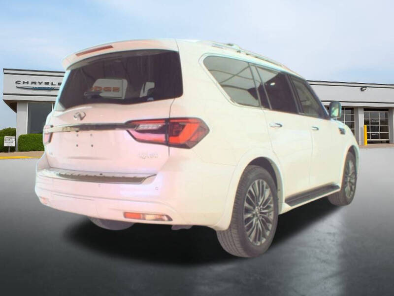 2024 Infiniti QX80 Premium Select
