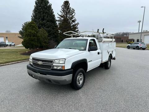 2005 Chevrolet Silverado 2500HD for sale at JE Autoworks LLC in Willoughby OH