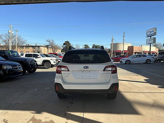 2019 Subaru Outback 2.5i
