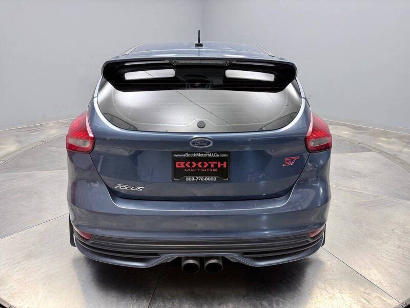 2018 Ford Focus ST