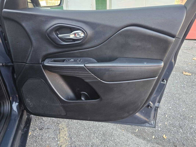 2016 Jeep Cherokee Trailhawk