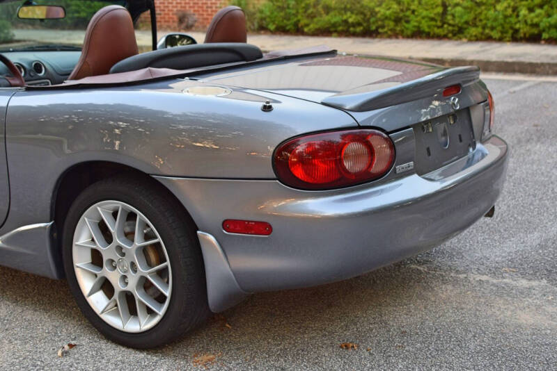 2002 Mazda Miata SE photo 36