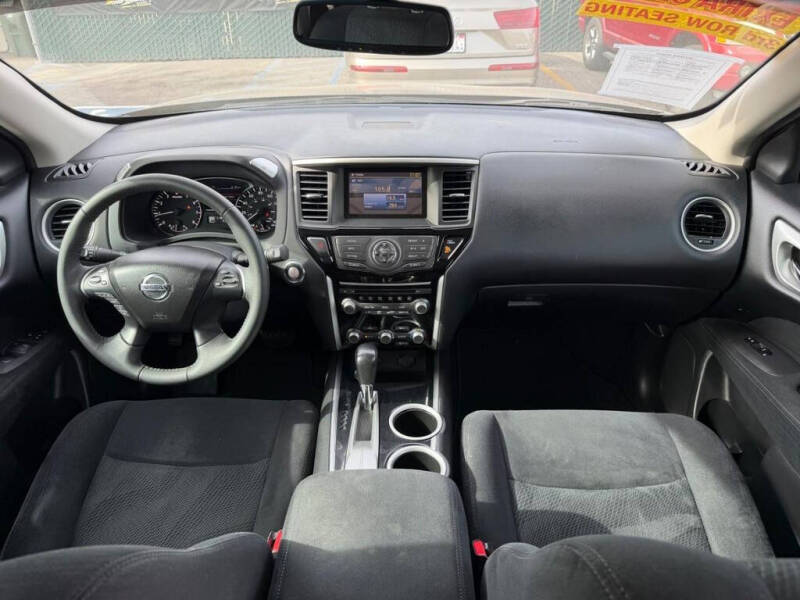 2015 Nissan Pathfinder