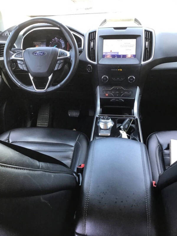 2020 Ford Edge SEL