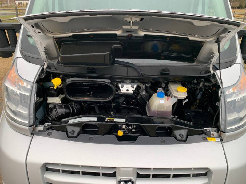 2016 Winnebago TREND