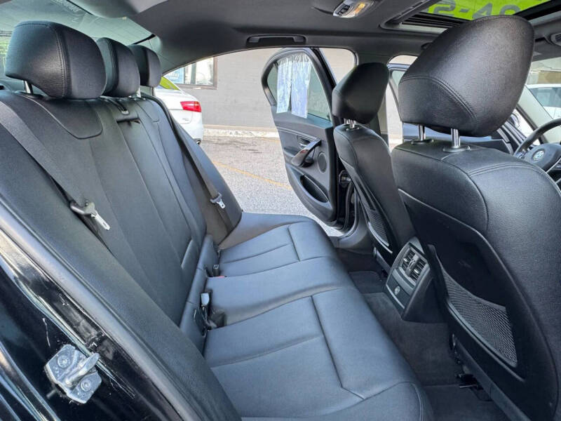 2015 BMW 3 Series 328i