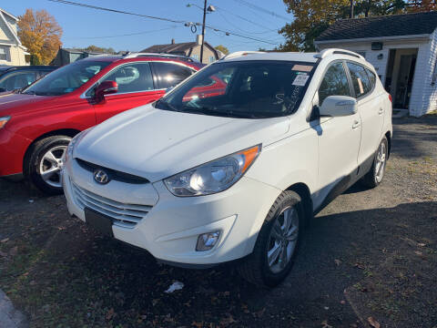 2013 Hyundai Tucson for sale at Charles and Son Auto Sales in Totowa NJ