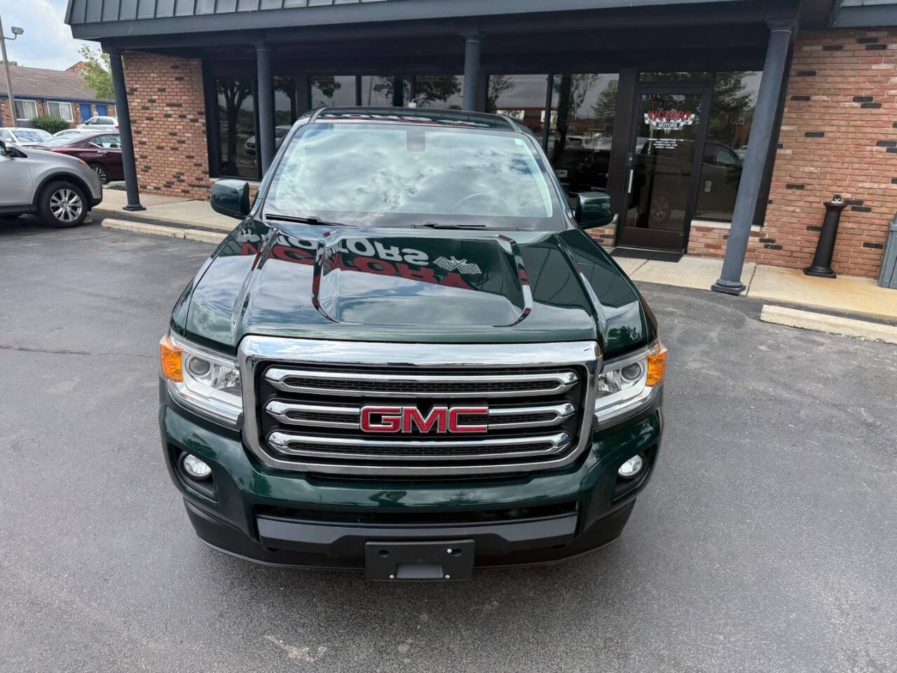Green 2016 GMC Canyon SLE 4x4 SLE 4dr Extended Cab 6 ft. LB 2