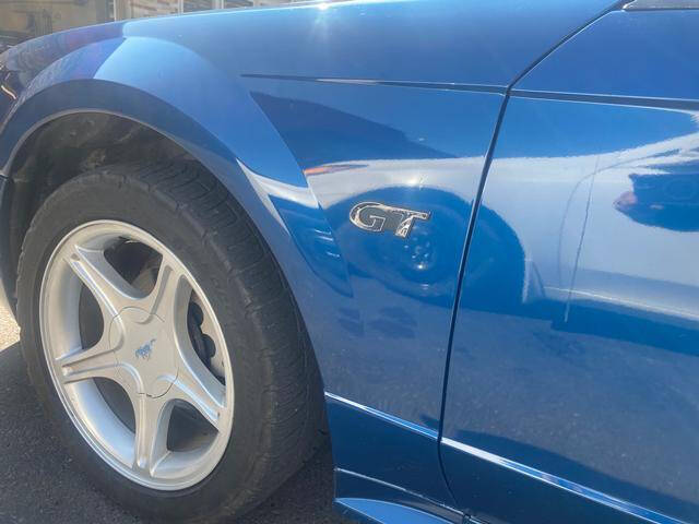 2000 Ford Mustang GT