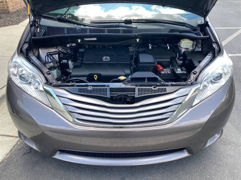 2015 Toyota Sienna