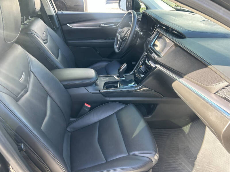 2018 Cadillac XT5 Premium Luxury