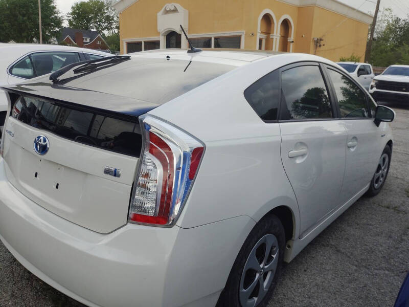 2012 Toyota Prius Three