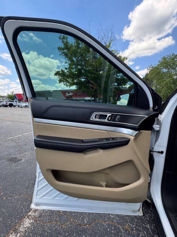 2017 Ford Explorer XLT
