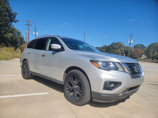 2018 Nissan Pathfinder for sale at AVL Auto Sales in Smyrna, GA