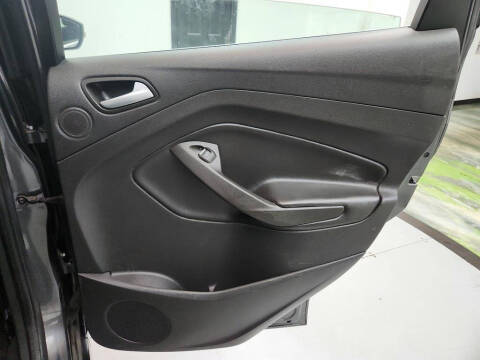 2017 Ford C-MAX Hybrid Titanium
