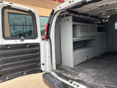 2017 Chevrolet Express 2500