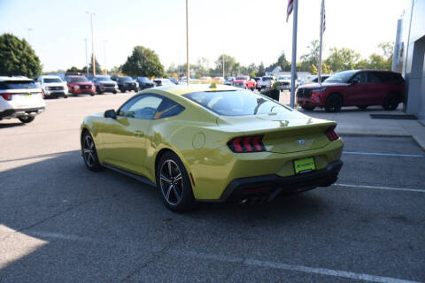 2025 Ford Mustang EcoBoost