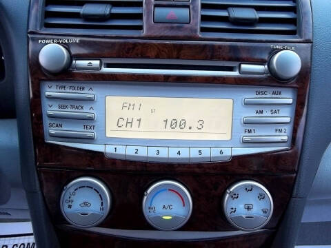 2011 Toyota Camry LE