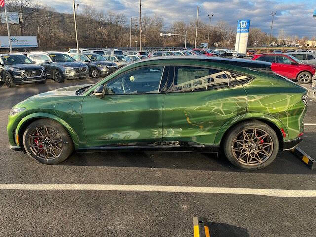 2025 Ford Mustang Mach-E GT