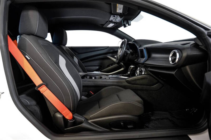 2021 Chevrolet Camaro LT1