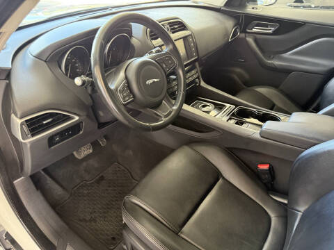 2017 Jaguar F-PACE 35t Premium