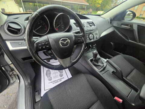 2012 Mazda MAZDA3 i Touring
