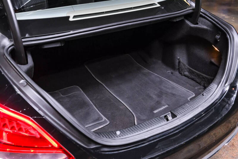 2015 Mercedes-Benz C-Class C 300