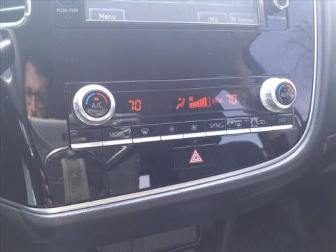 2020 Mitsubishi Outlander ES