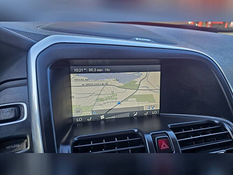 2015 Volvo XC60 T5 Drive-E Platinum