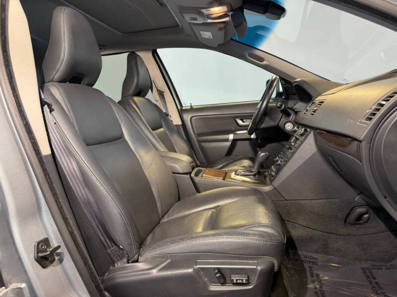 2011 Volvo XC90 3.2