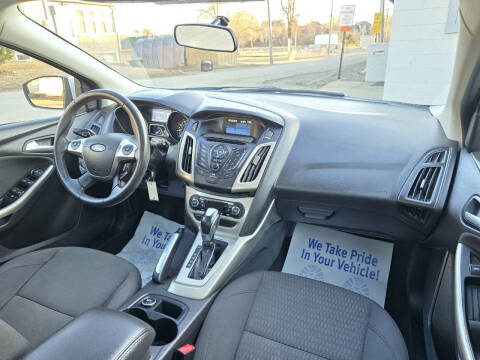 2012 Ford Focus SEL