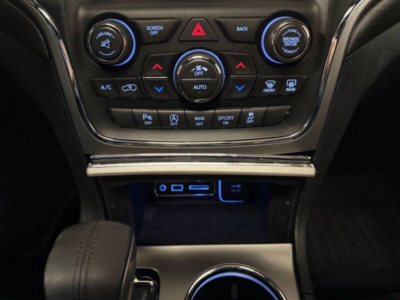 2017 Jeep Grand Cherokee Altitude
