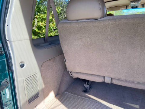 2000 Chevrolet Astro LS