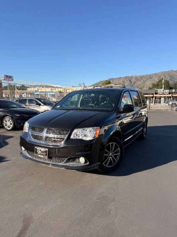 2017 Dodge Grand Caravan SXT's photo