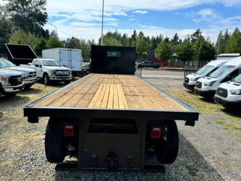 2015 Freightliner 114 SD