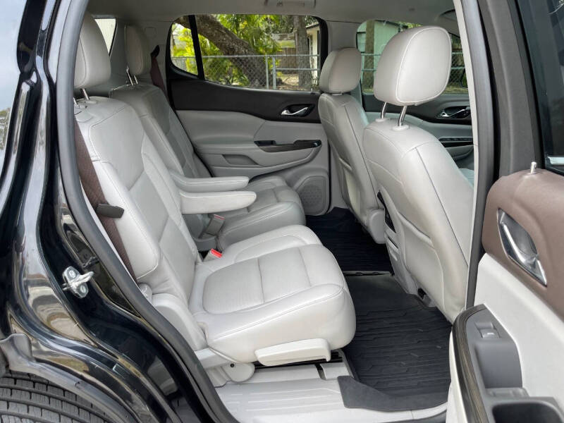 2017 GMC Acadia SLT-1