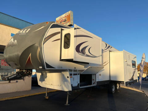 2013 Dutchmen Denali
