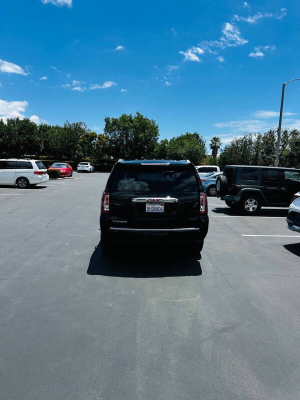 2018 GMC Yukon Denali