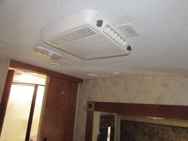 2011 Keystone RV MONTANA MO