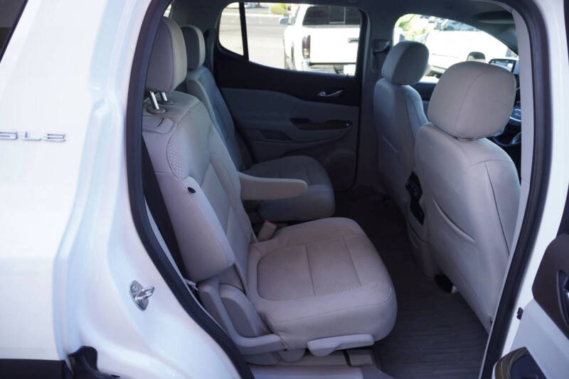 2022 GMC Acadia SLE