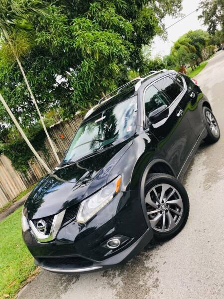 2016 Nissan Rogue for sale at IRON CARS in Hollywood FL
