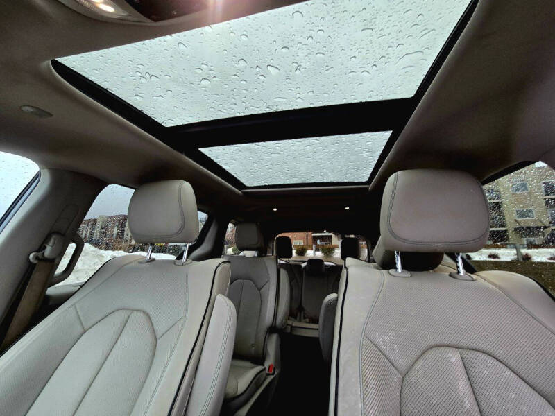 2018 Chrysler Pacifica Hybrid Limited