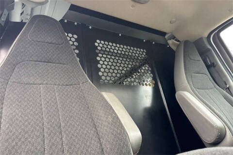 2023 GMC Savana 2500