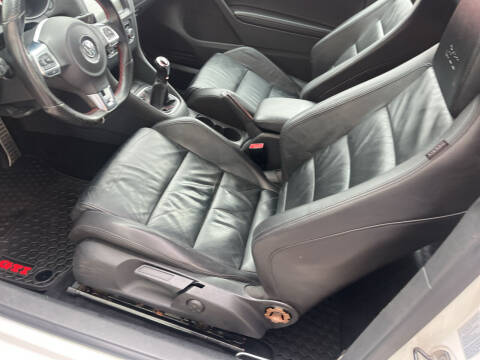 2010 Volkswagen GTI Base PZEV