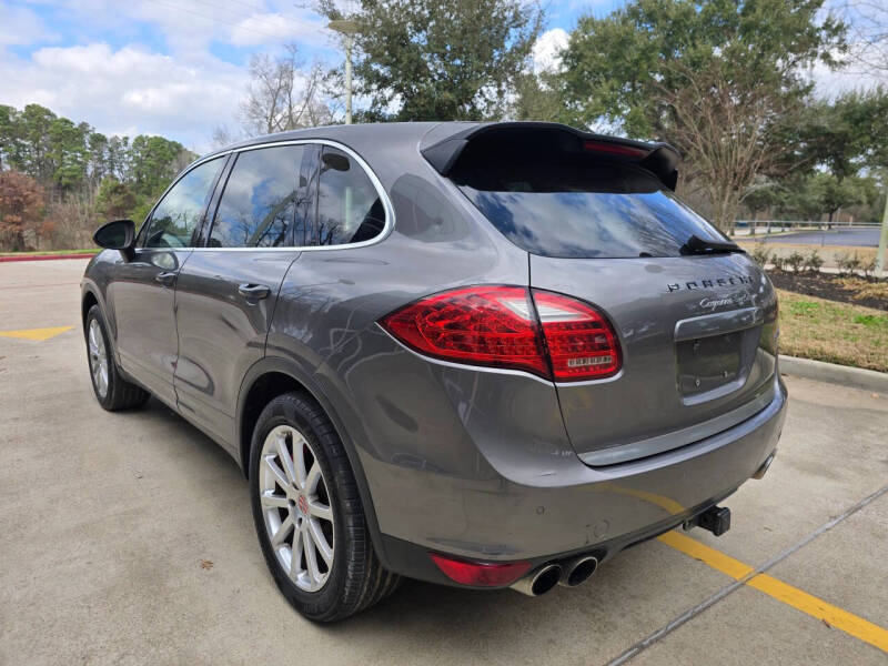 2011 Porsche Cayenne Turbo
