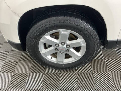 2015 GMC Acadia SLE-2