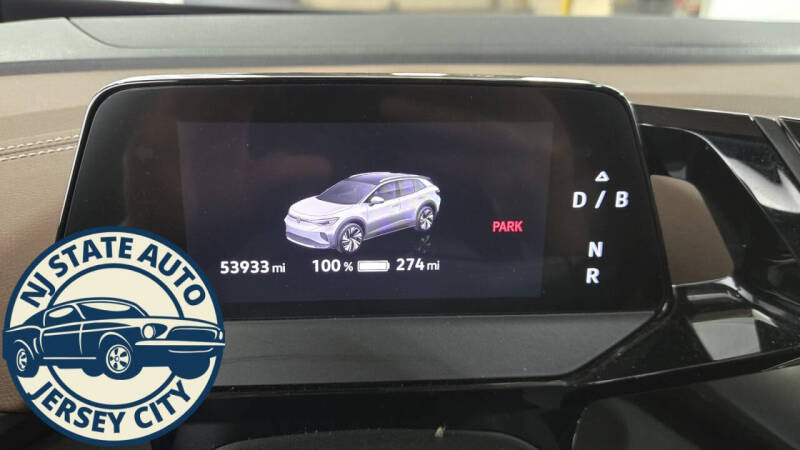 2023 Volkswagen ID.4 Pro