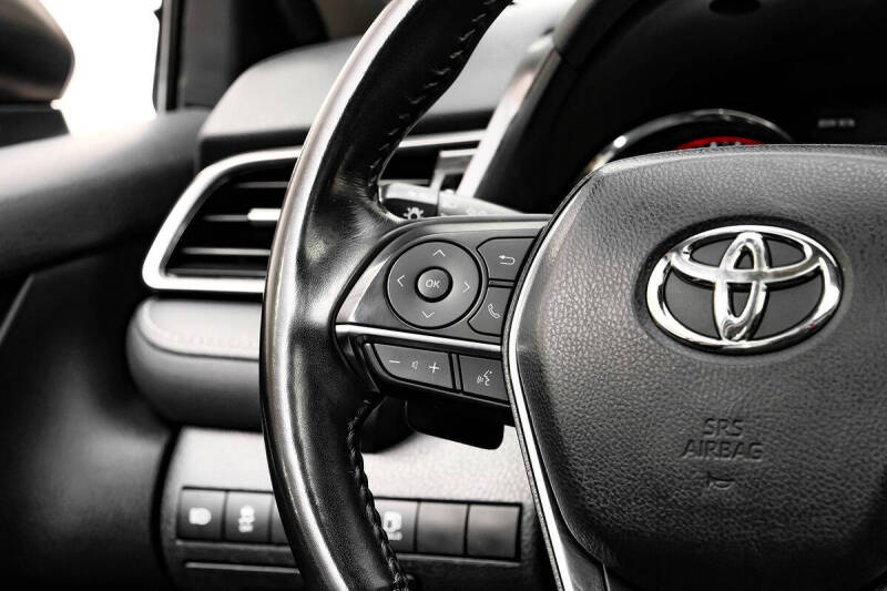 2019 Toyota Camry XSE