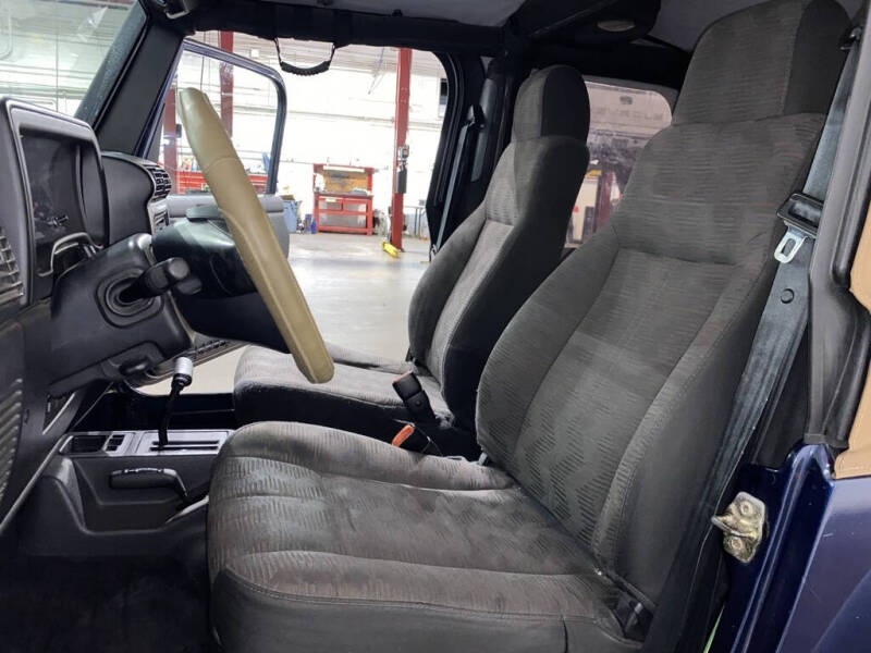 2004 Jeep Wrangler X